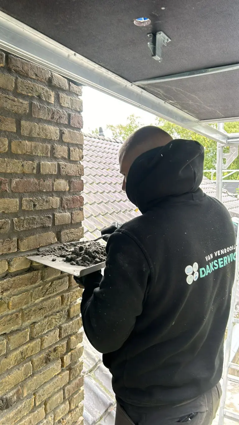 Schoorsteenrenovatie en dak